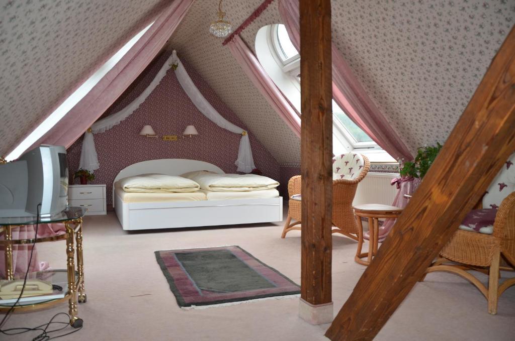 Hotel Villa Konigin Luise Bad Pyrmont Quarto foto